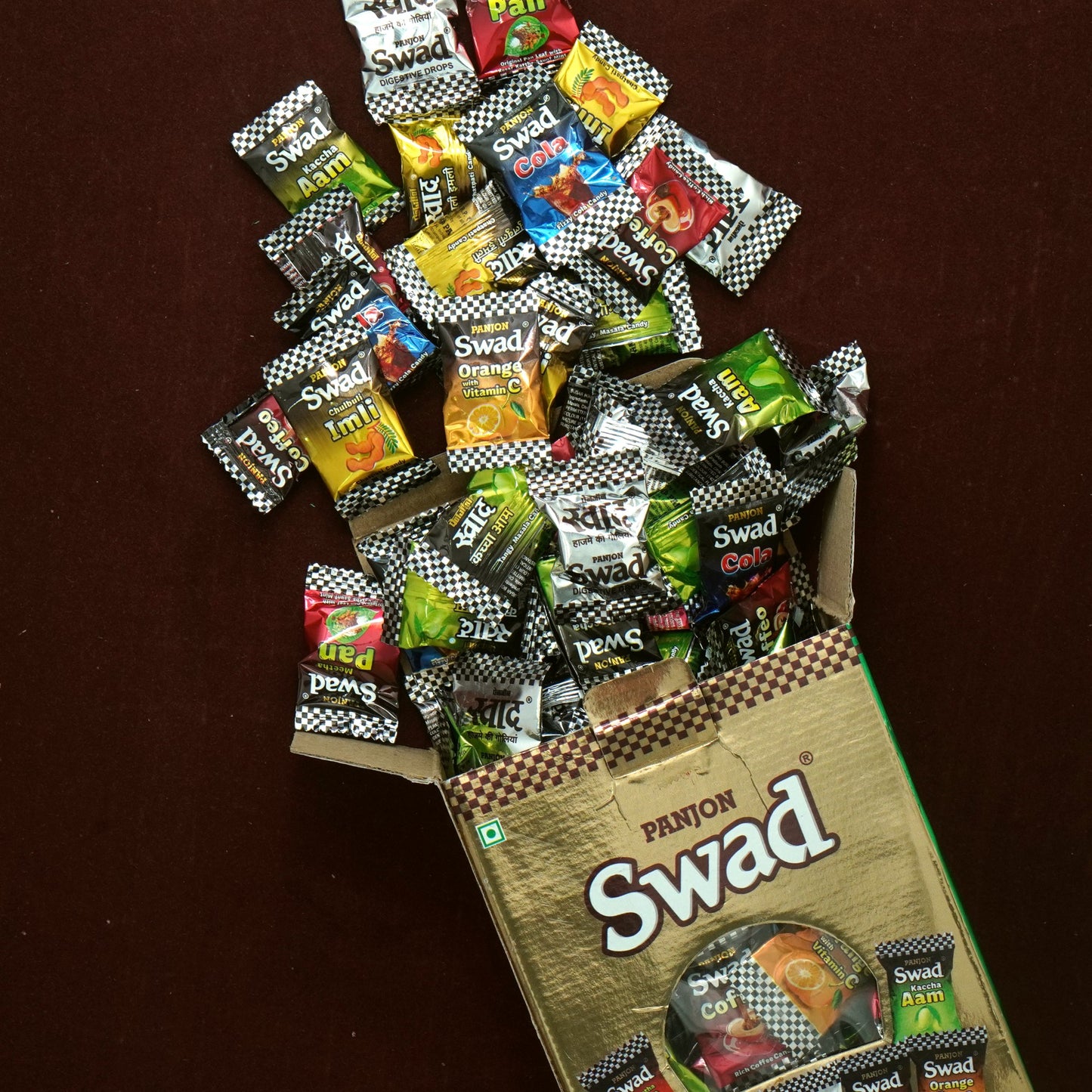 Swad Mixed Flavours Candy Chocolate Gift Box (Original, Kaccha Mango, Imli, Coffee, Cola, Pan, Orange), 125 Toffee Gift Box