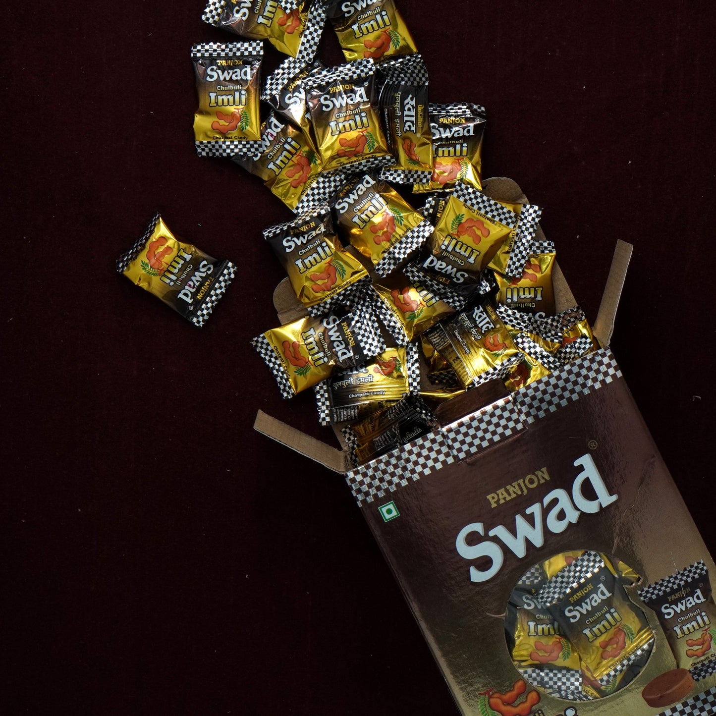 Swad Imli Candy Gift Box Pack (Tamarind Masala Flavour) Digestive Chocolate, 125 Toffee Gift Box